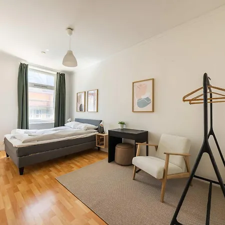 Spacious 4br Near Downtown & Ocean アパート *